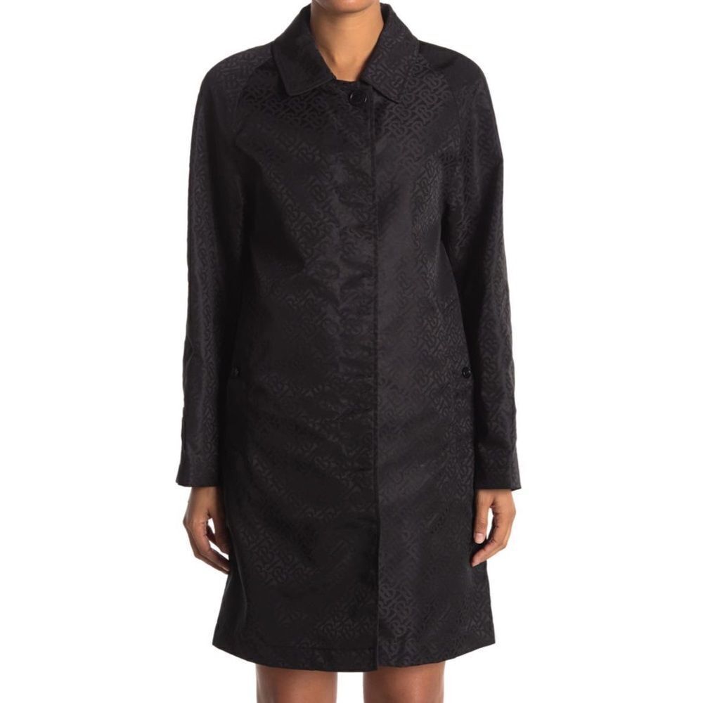 New with tags Burberry Camden Macintosh coat